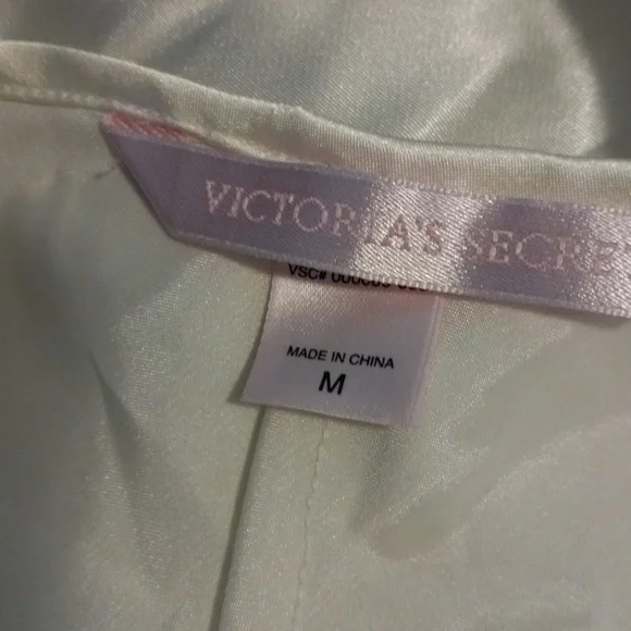 lingerie Victoria secrets - Picture 4 of 4